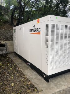 162 kVA Sistema de respaldo con motogenerador a gas propano y multitransferencia paraconjunto residencial Sebucan