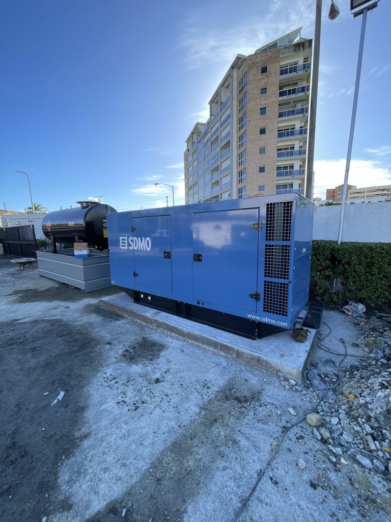 187 kVA Sistema de respaldo con motogenerador para conjunto residencial vacacional VillaPlacer