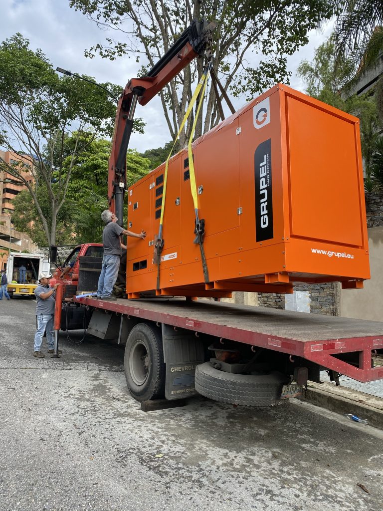 375 kVA Sistema de respaldo con motogenerador para edificio residencial Avilambra